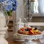 Апартаменты Bnbook Maison Charlotte Cottage Bosco Порто-Вальтравалья