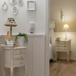 Апартаменты Bnbook Maison Charlotte Cottage Bosco