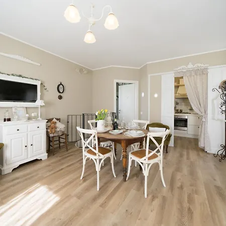 Bnbook Maison Charlotte Maggiore 公寓 波尔托瓦尔特拉瓦利亚