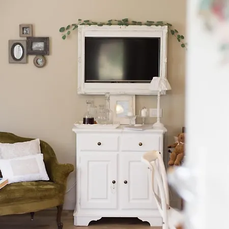 Bnbook Maison Charlotte Maggiore Διαμέρισμα