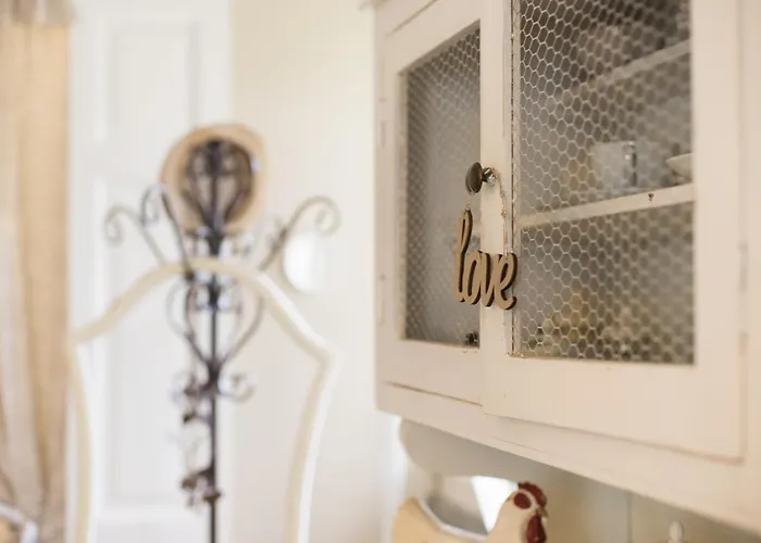 Bnbook Maison Charlotte Maggiore * Porto Valtravaglia